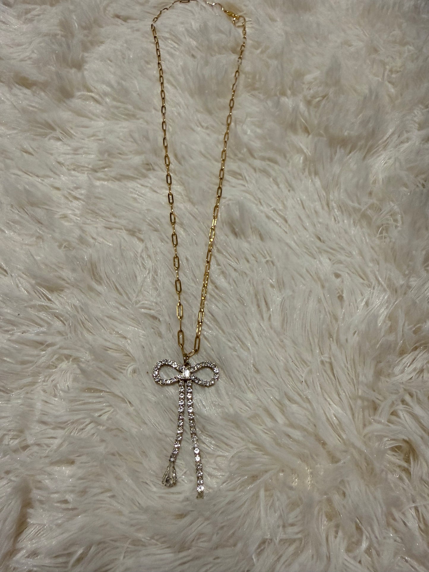 Rhinestone Bow Chain Link Necklace