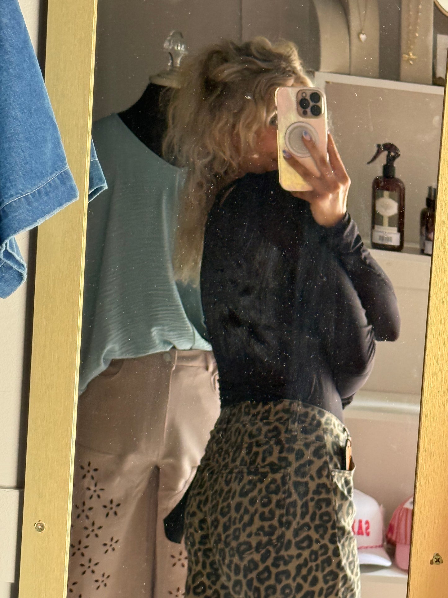 Leopard Risen Mom Shorts